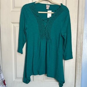 Chico’s lace up lace neckline 3/4 sleeve top size medium